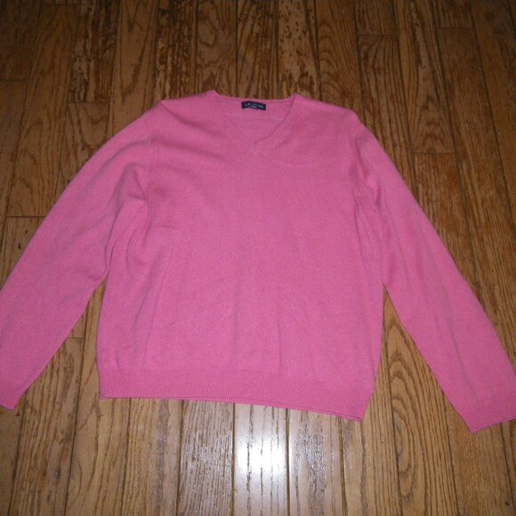 Women's 100% Cashmere Classic V-Neck Sweater - Picture 1 of 2